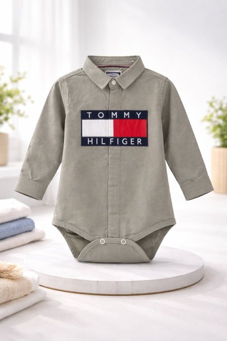 قميص TOMMY